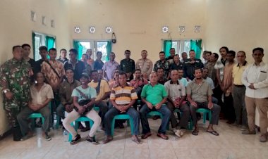 Kapolsek-Gelar-Safari-Kamtibmas-dan-Rakor-Persiapan-Pelaksanaan-Pemilu-di-Kelurahan-Penkase-Oeleta