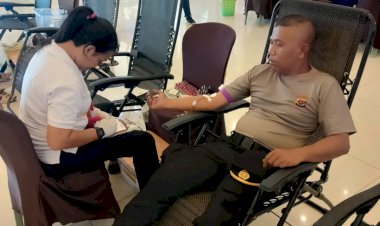 Polresta-Kupang-Kota-Ikut-Terlibat-Dalam-Aksi-Sosial-di-Lippo-Plaza