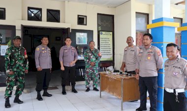 Serentak-Gelar-Rapat-Pleno-Penghitungan-Suara-Pemilu-2024-Tingkat-PPK,-Satgas-OMB-Polresta-Lakukan-Pengamanan-Ketat