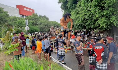 Amankan-Pawai-Ogoh-Ogoh,-Polresta-Kupang-Kota-Kerahkan-Personel-Pengamanan