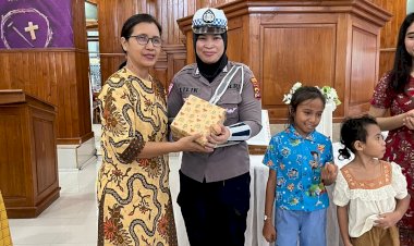 Amankan-Ibadat-Paskah-di-Gereja-Talitakumi,-Bripka-Lilik-Supriyatin-Menang-Lomba-Telur-Paskah.