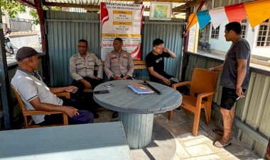 Patroli-Dialogis,-Sat-Binmas-Polresta-Kupang-Kota-Sambangi-Pos-Kamling-Liliba