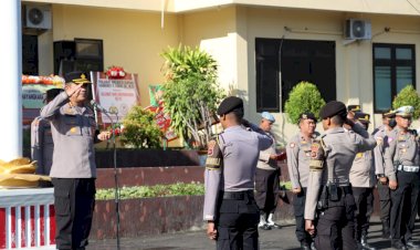 Pimpin-Apel-Senin-Pagi,-Kapolresta-Ingatkan-Anggota-Untuk-Hindari-Segala-Bentuk-Pelanggaran.