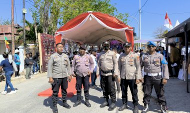 Pendaftaran-Calon-Wali-Kota-Resmi-Dibuka,-Polresta-Kupang-Kota-Kerahkan-Personel-Pengamanan-di-Kantor-KPU