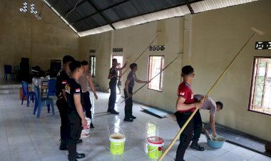 Polresta-Kupang-Kota-Bantu-Renovasi-Gereja-Smirna-Oesapa-Selatan