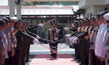 Polresta-Kupang-Kota-Gelar-Wisuda-Purna-Bakti-Akp-Adrianus-Felix