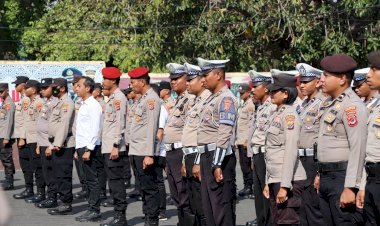 Kapolresta-Kupang-Kota-Apresiasi-Kinerja-Anggota-dan-Tekankan-Netralitas-dalam-Pilkada