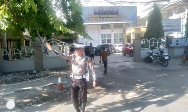 Satlantas-Polresta-Amankan-Ibadah-Minggu-di-Sejumlah-Gereja-Wilayah-Kota-Kupang