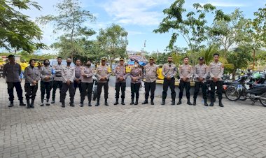 Kampanye-Rapat-Umum-Terbuka-Paslon-Wali-Kota-Kupang,-Kabag-Ops-Polresta-Pimpin-Personel-Pengamanan-di-Lokasi
