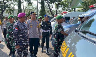 Kapolresta-Kupang-Kota-Hadiri-Apel-Gelar-Pasukan-Pengamanan-VVIP-Kunker-Presiden-Prabowo-Subianto