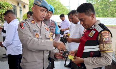 Seksi-Propam-Periksa-Senpi-Anggota-Polresta-Kupang-Kota,-Cegah-Penyalahgunaan