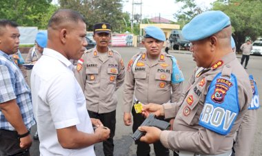 Propam-Polda-NTT-Lakukan-Pemeriksaan-Senpi-dan-Tes-Urine-Anggota-Polresta-Kupang-Kota.