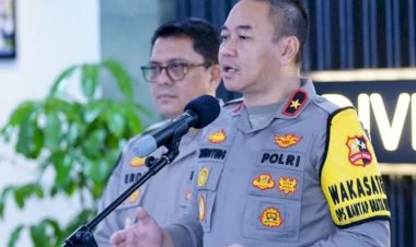 Update-Lalu-Lintas-:-Polri-Terapkan-Contraflow-Tol-Jakarta-Cikampek-lancar