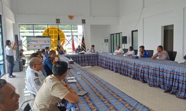 Rakor-Antar-Instansi-Penyelenggara-Angkutan-Laut-Lebaran-Tahun-2025-di-Pelabuhan-Tenau-Kupang,-Kapolresta;-Kita-Beri-Rasa-Aman-dan-Nyaman.