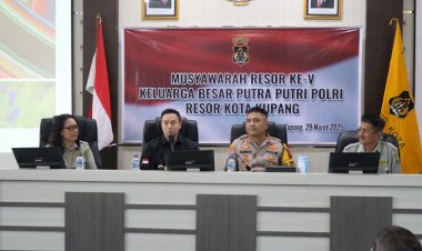Kapolresta-Kombes-Aldinan-Manurung-Buka-Musres-KBPP-Polri-Resor-Kota-Kupang.
