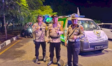 Kupang-Bertakbir,-Kapolresta-Kupang-Kota-Pimpin-Langsung-Pengamanan-Personel.