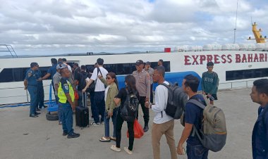 Polsubsektor-Pelabuhan-Tenau-Amankan-Keberangkatan-Kapal-Express-Bahari-Tujuan-Rote-Ndao