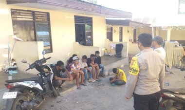 Respon-Cepat-Aduan-Warga,-Bhabinkamtibmas-Oesapa-Barat-Tertibkan-Pemuda-yang-Konsumsi-Miras.