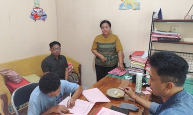 Polsek-Koja,-Polresta-Kupang-Kota-Serahkan-Tersangka-Kasus-Percabulan-dan-Persetubuhan-Anak-ke-Kejari-Kota-Kupang.