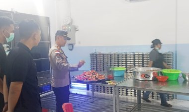 Pastikan-MBG-Aman-dan-Berkualitas:-Pesan-Kapolsek-Maulafa-ke-SPPG-Maulafa-5
