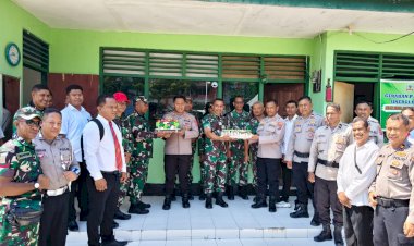 Polsek-Kota-Raja-dan-Kota-Lama,-Polresta-Kupang-Kota,-Bersilaturahmi-ke-Koramil-1604-01-Kupang,-Sampaikan-Ucapan-Selamat-HUT-TNI-ke-80.