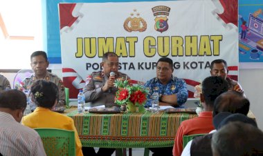 Polresta-Kupang-Kota-Gelar-Jumat-Curhat-di-Fatululi,-Serap-Aspirasi-Warga-Terkait-Keamanan-dan-Ketertiban.