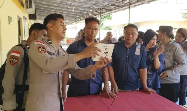 Tingkatkan-Disiplin,-Polresta-Kupang-Kota-Terapkan-Absensi-Finger-Print-dan-Perekaman-Wajah.
