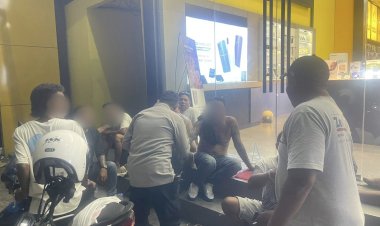 Respon-Cepat-Call-Center-110,-Polsek-Kota-Raja-Bubarkan-Kerumunan-Pemuda-Miras-di-Depan-Toko-Planet-Gadget-Kuanino.