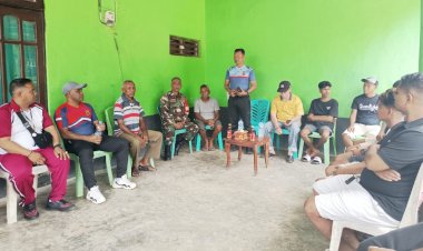 Kapolsek-Maulafa-dan-Bhabinkamtibmas-Sikumana-Gelar-Patroli-Dialogis,-Ingatkan-Warga-Hindari-Miras-dan-Jaga-Keamanan-Lingkungan.