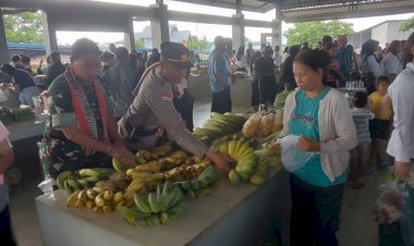 Dukung-Keamanan-dan-Pertumbuhan-Ekonomi,-Kapolsek-Alak-Hadiri-Peresmian-Pasar-Penkase.