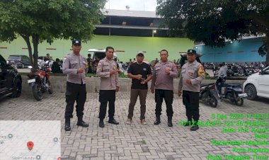 Kanit-Samapta-Polsek-Maulafa-Pimpin-Pengamanan-Pembukaan-Turnamen-Futsal-HUT-ke-3-RSUP-Ben-Mboi-di-Pitoby-Sport-Center-Bello