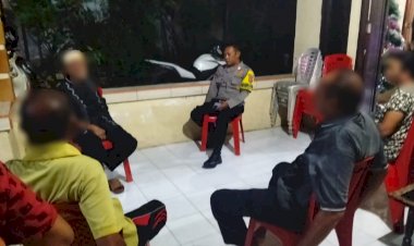Selesaikan-Kesalahpahaman-di-Lokasi-Proyek-Jalan,-Bhabinkamtibmas-Naikoten-Dua-Terapkan-Problem-Solving-secara-Humanis