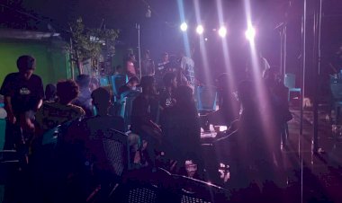 Piket-Polsek-Kota-Lama-Bubarkan-Pesta-Warga-di-Kampung-Paradiso,-Respon-Cepat-Aduan-Call-Center-110.