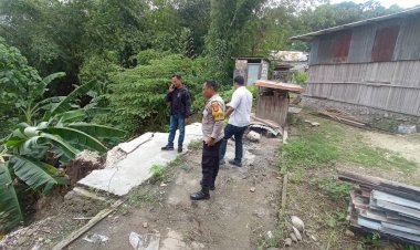 Bhabinkamtibmas-Liliba-Sigap-Pantau-Lokasi-Longsor,-Pastikan-Warga-Tetap-Aman.