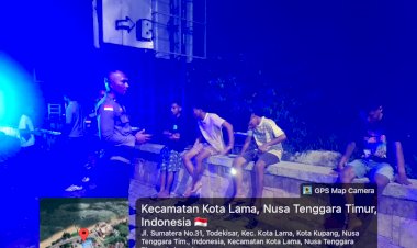 Patroli-Dialogis-Cipta-Kondisi,-Polresta-Kupang-Kota-Pastikan-Situasi-Kamtibmas-Tetap-Aman-di-Malam-Hari.