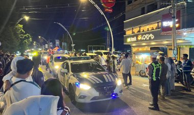 Kapolresta-Kupang-Kota-Apresiasi-Konvoi-“Kupang-Bertakbir-Season-3”-Berlangsung-Aman-dan-Tertib