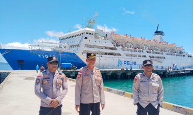 Pengamanan-Debarkasi-Penumpang-KM.-Tidar-di-Pelabuhan-Tenau-Berjalan-Aman-dan-Lancar