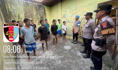 Sisi-Humanis-Polri,-Polresta-Kupang-Kota-Fasilitasi-Olahraga-Pagi-bagi-Para-Tahanan.