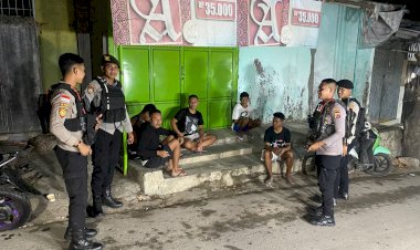 Patroli-Lampu-Biru-Polresta-Kupang-Kota-Intensif-Jaga-Kamtibmas,-Kapolresta-Kombes-Djoko:-Hadirnya-Polisi-Harus-Dirasakan-Masyarakat.