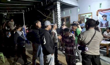 Patroli-Cipta-Kondisi-Polsek-Maulafa-Dini-Hari:-Amankan-Korban-Penganiayaan-dan-Bubarkan-Dua-Acara-Wisuda-Melebihi-Batas-Waktu.