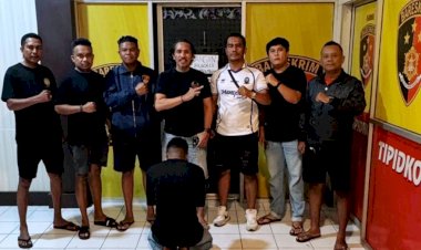 Lerai-Perkelahian-di-Terminal-Bayangan-Oebufu,-Anggota-Polresta-Kupang-Kota-Dilempar-Batu-oleh-Sopir-Angkot-Mabuk.