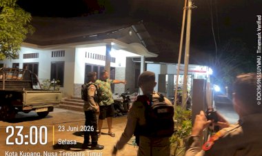 Hadir-di-Tengah-Masyarakat,-Patroli-Lampu-Biru-Polresta-Kupang-Kota-Dapat-Apresiasi-Warga.