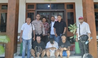 Polsek-Kota-Lama,-Polresta-Kupang-Kota-Serahkan-Dua-Tersangka-Percabulan-ke-Kejaksaan.