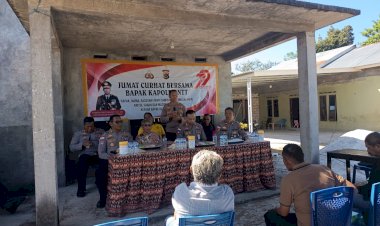 Jumat-Curhat-Polda-NTT-di-Sikumana:-Dirbinmas-Polda-NTT-dan-Kapolsek-Maulafa-Dengar-Langsung-Curhatan-Warga.