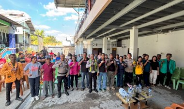 Jumat-Curhat-Polresta-Kupang-Kota-di-Fatufeto,-Warga-Sampaikan-Aspirasi-Kamtibmas-dan-Usulan-Peningkatan-Patroli.
