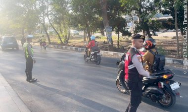 Polresta-Kupang-Kota-Intensifkan-Pengaturan-Lalu-Lintas,-Kapolresta-Kombes-Nelson:-Keselamatan-Pengguna-Jalan-Prioritas-Utama.