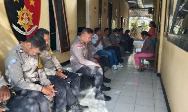 Binrohtal-Polsek-Kota-Raja,-Doakan-Warga-Flores-yang-Terdampak-Gempa.