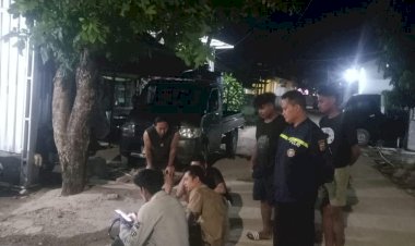 Jaga-Ketenteraman-Warga,-Bhabinkamtibmas-Fatufeto-Bubarkan-Pemuda-Nongkrong-hingga-Dini-Hari.
