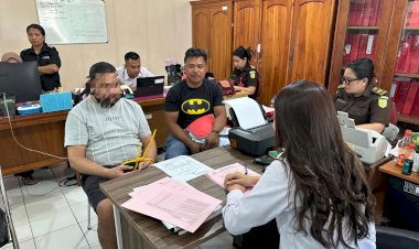 Satreskrim-Polresta-Kupang-Kota-Tahap-II-Tersangka-Penggelapan-Mobil-Rental-yang-Sempat-Masuk-DPO