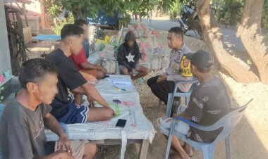 Kedepankan-Perdamaian,-Bhabinkamtibmas-NBS-Redam-Perselisihan-Warga.